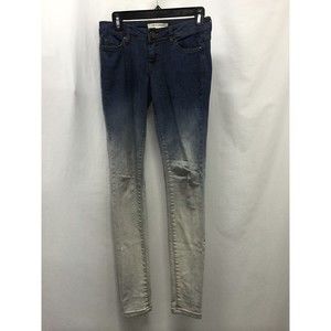 Life In Progress Women's Jeans Fade From Dark To Light Size 24 X 32